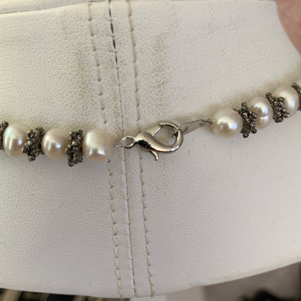 Freshwater Pearl and Silver Beaded Necklace - Picture 4 of 5